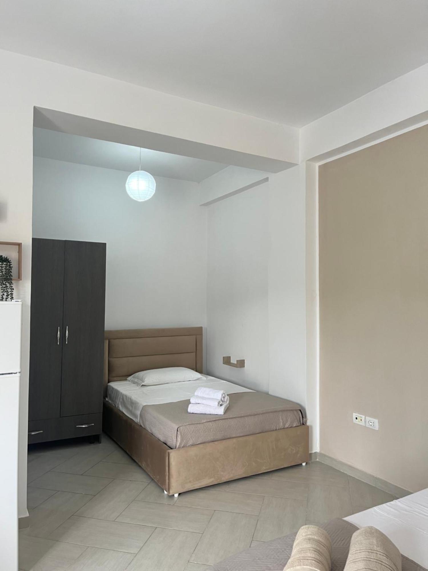 Blossom Apartments Vlore Exterior photo