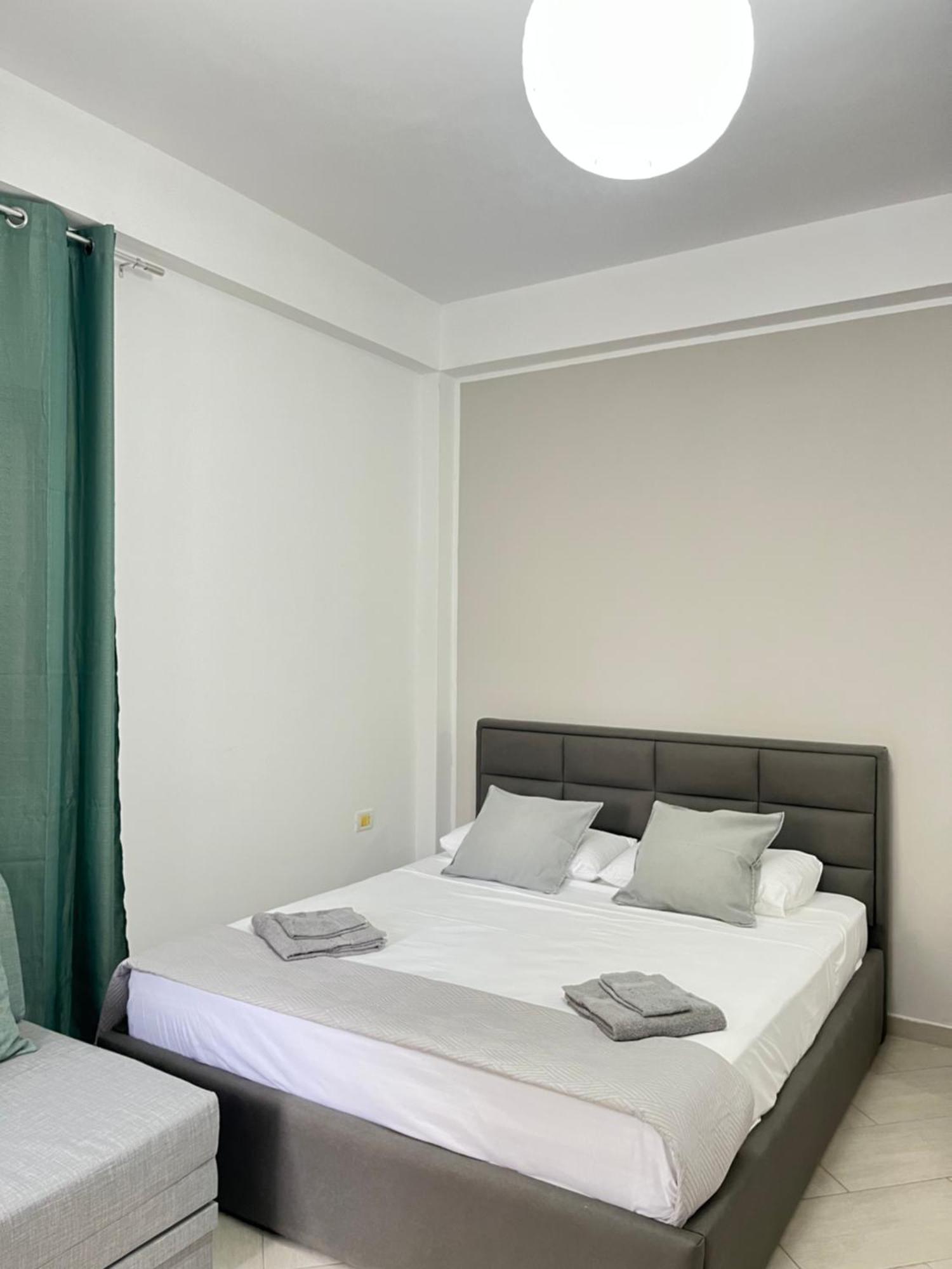 Blossom Apartments Vlore Exterior photo